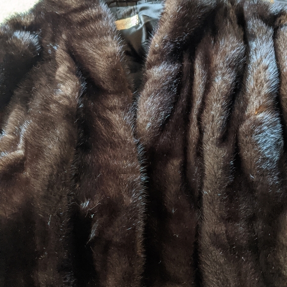 Genuine fur shrug - Picture 1 of 4